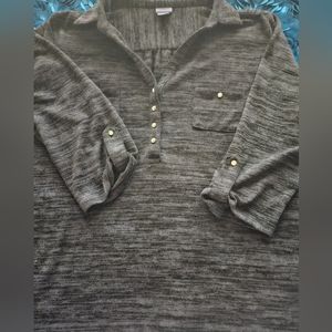 Laura Scott V- Neck Gray Pullover Sweater